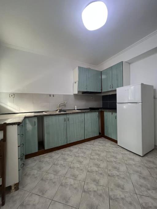 Eva'S Villas 2室温馨庭院拥有私家停车位 Glyka Nera Extérieur photo